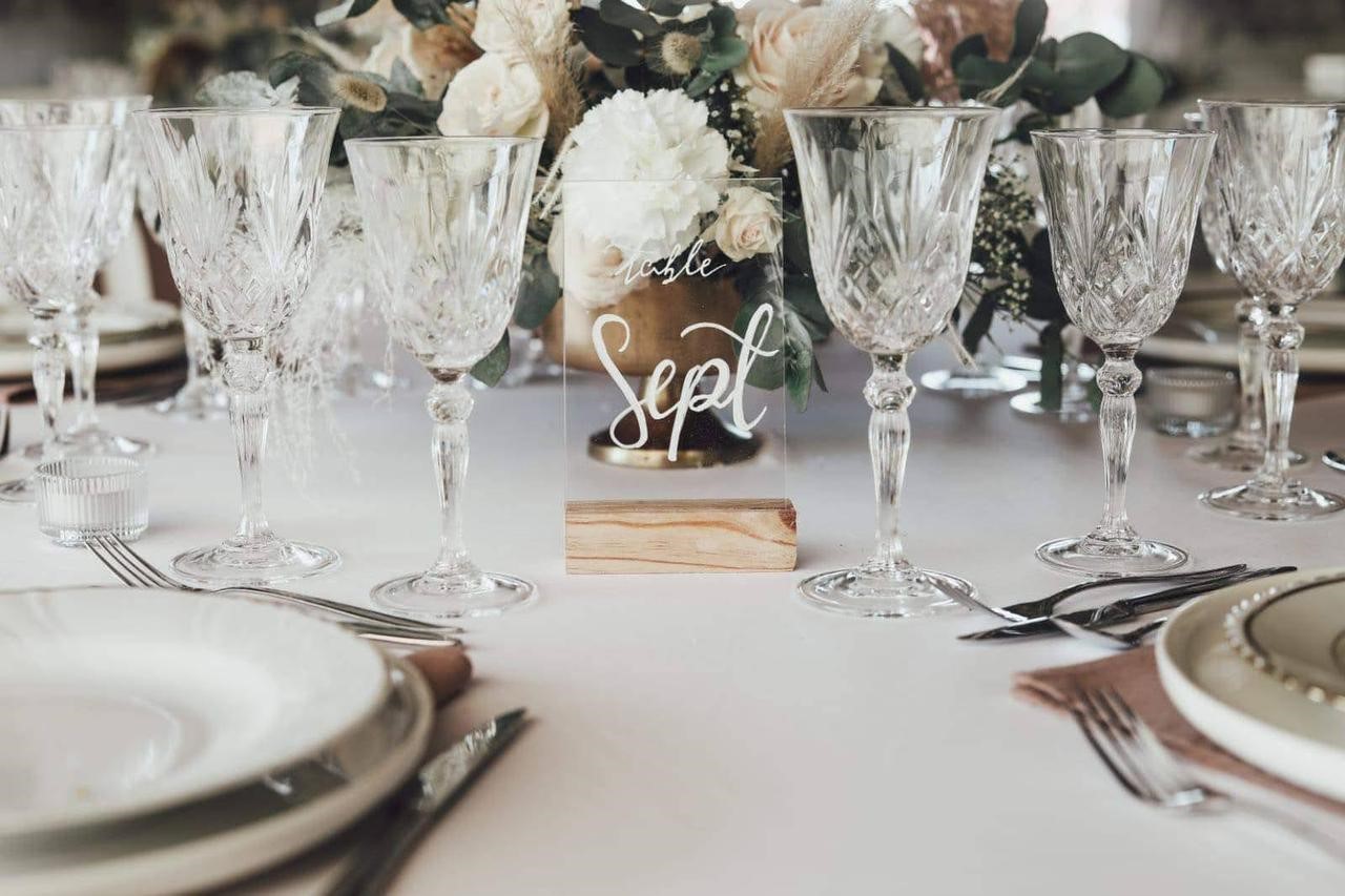 https://www.fetezmoi.be/wp-content/uploads/2024/07/Mariage-chic-1.jpg